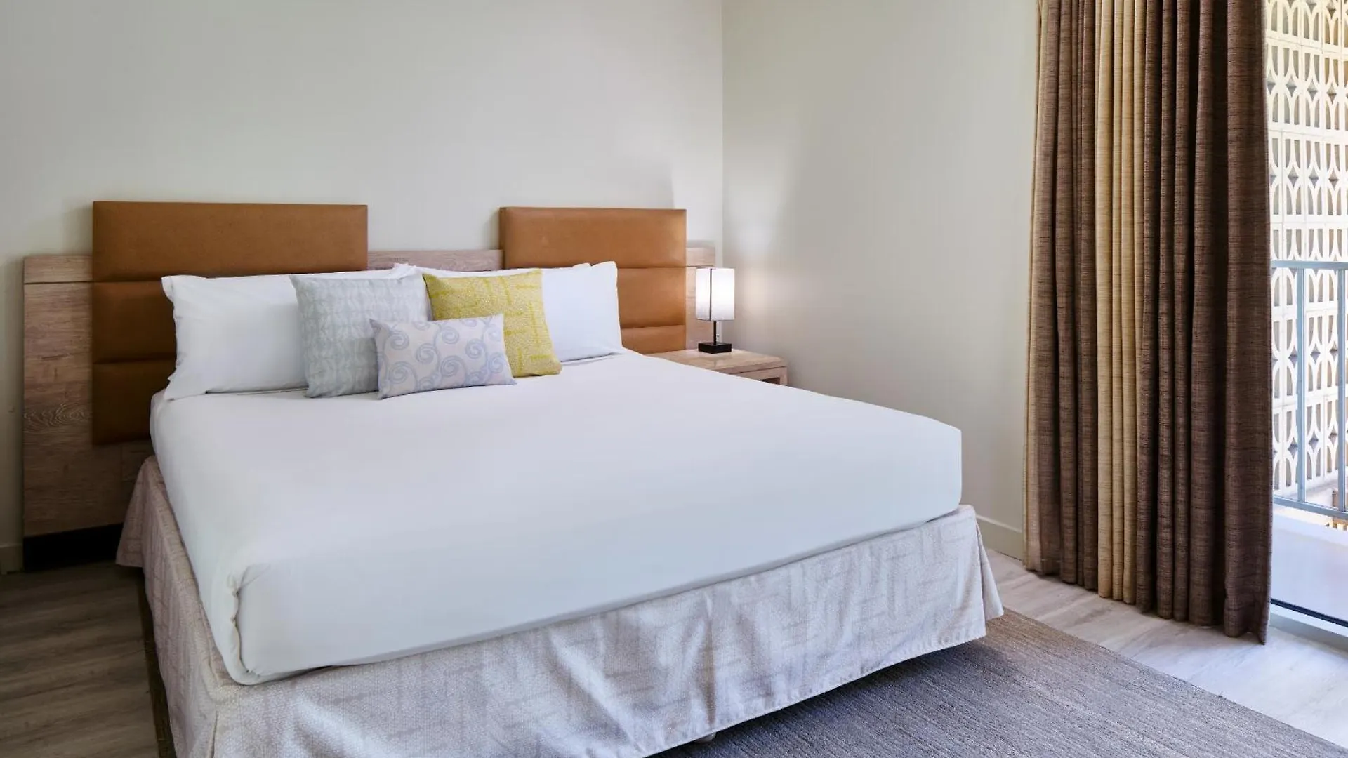 Kaimana Beach Hotel Honolulu