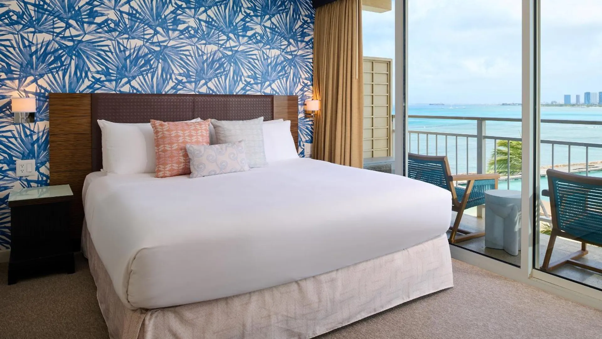 ***  Kaimana Beach Hotel Honolulu United States