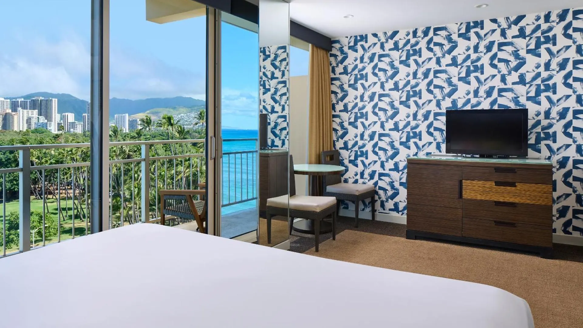 Kaimana Beach Hotel Honolulu